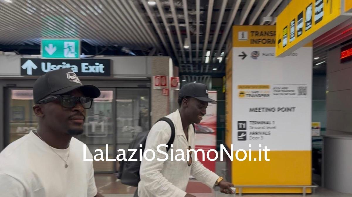Lazio, Bamba Dieng è sbarcato a Fiumicino: il suo arrivo - FOTO&VIDEO