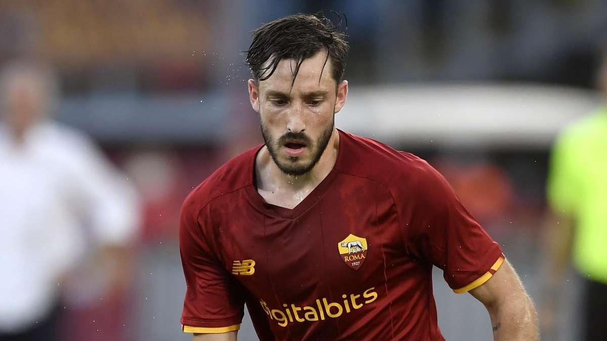 Roma, ancora differenziato per Viña: probabile forfait per il derby