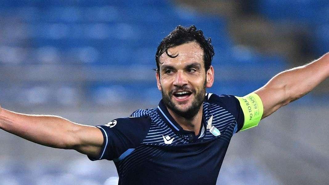 Inter - Lazio, Parolo: "Sarri non è in sinergia con i giocatori, Inzaghi sì"