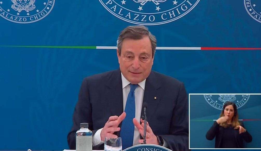 Conferenza stampa Draghi: "Dal 26 aprile riaperture e zona gialla. Spostamenti Regioni, si cambia"