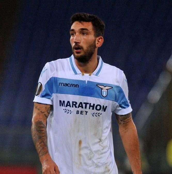 LE PAGELLE DEI QUOTIDIANI - Cataldi propositivo, Acerbi instancabile. Non convincono Correa e Caicedo