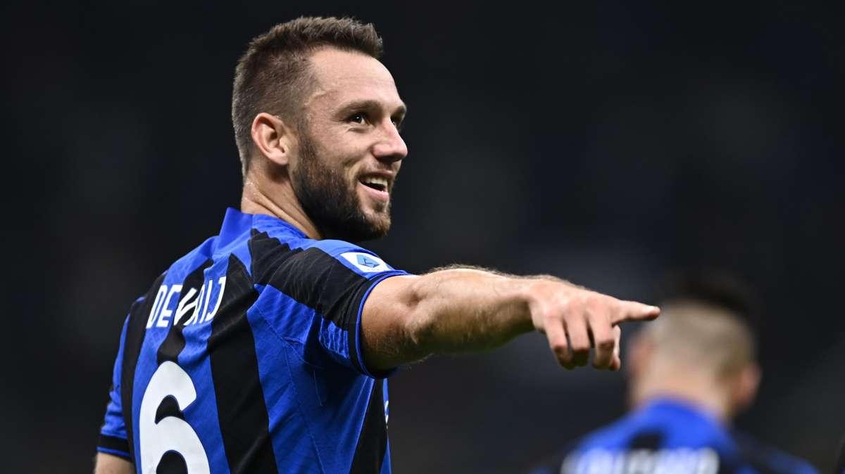 Inter, il futuro di de Vrij è un rebus. Pastorello: "Su di lui anche altri club..."