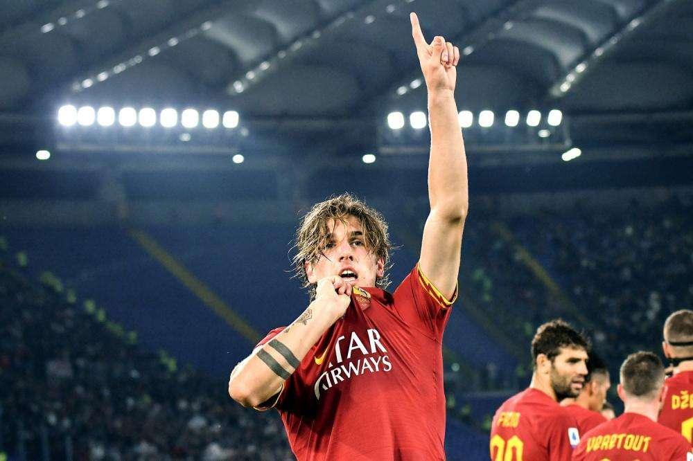 Roma, Zaniolo e Pau Lopez alla Nainggolan: "Andiamo in Champions e vinciamo l'Europa League"