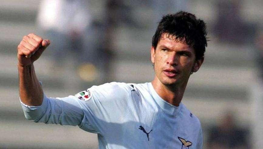Lazio, la società fa gli auguri a Cribari: il messaggio social - FOTO