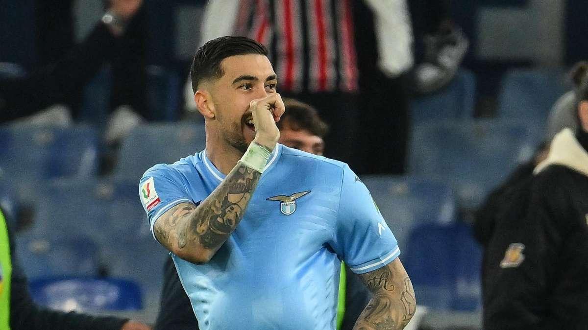 Lazio, Zaccagni innamorato della sua Dea: la tenera dedica - FOTO
