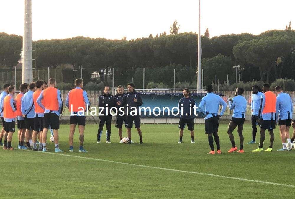 Lazio: allenamento, pranzo e partenza per Bergamo. La nuova routine post Covid