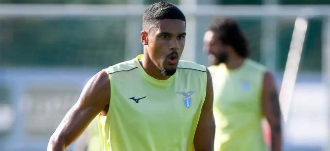Lazio | Doekhi, qual è la pronuncia corretta? L'olandese fa chiarezza - VD