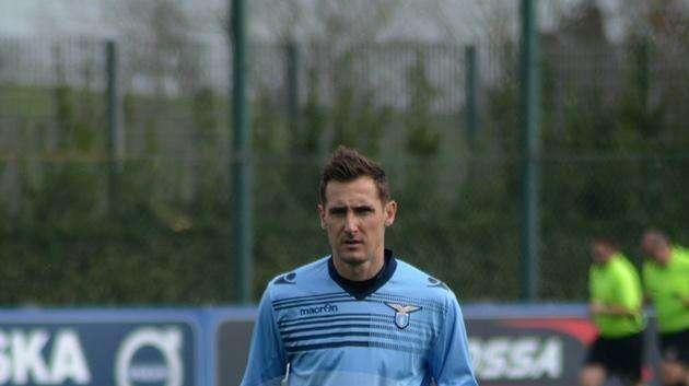 FORMELLO - Prima seduta settimanale: Pioli senza i nazionali, ma con Klose in gruppo