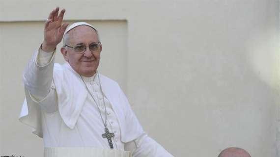 Papa Francesco e l'incontro con la Lazio: "Dal 1900 siete un esempio"