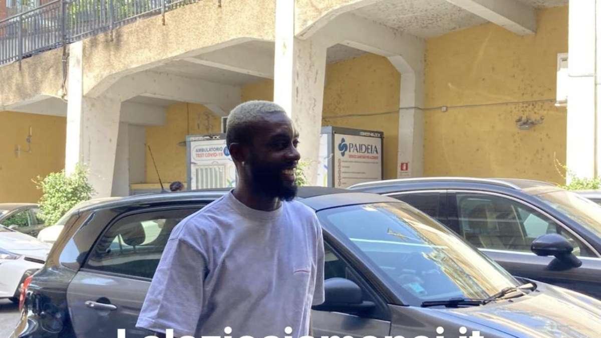 Lazio, che sorpresa in Paideia: Akpa-Akpro si tinge di platino - FOTO 