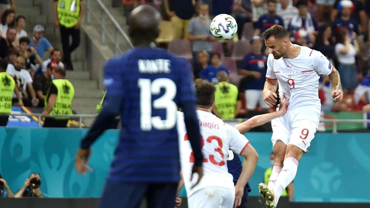 Calciomercato Lazio, per l'attacco rispunta un nome dal passato: le novità