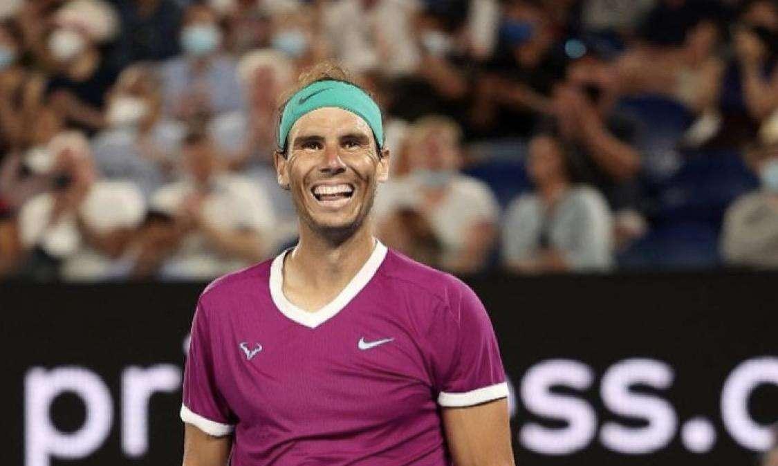 Australian Open, leggenda Nadal: batte Medvedev e conquista il 21° Slam in carriera