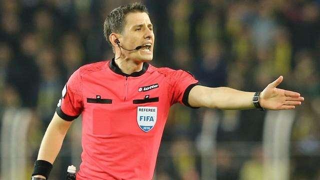 LA MOVIOLA -  "Mamma... li turchi"! Male Meler, disastrosi gli assistenti: irregolare il gol di Haller