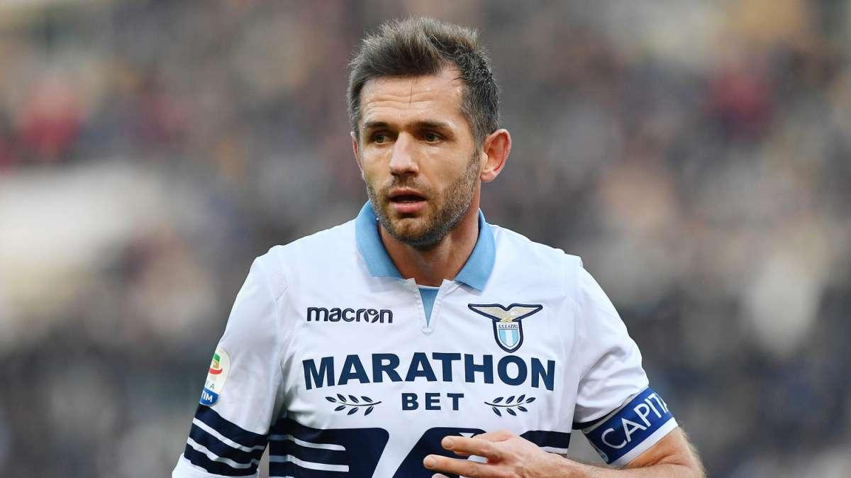 Lazio, Lulic papà per la terza volta: "Hai completato la nostra famiglia!"