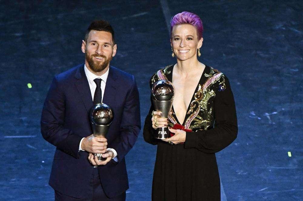 Best Fifa 2019, trionfo di Messi: battuti Cristiano Ronaldo e Van Dijk