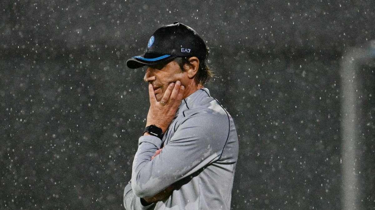 Napoli, Conte lancia l'allarme: "Ci servono altri rinforzi. Il club deve..."
