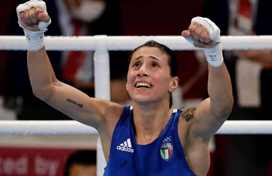 Irma Testa, che attacco a Angela Carini: "Hai fatto fare all'Italia una figuraccia in mondovisione"