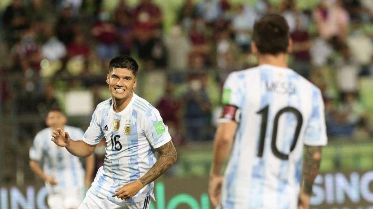 Correa, il Tucu ancora in gol stavolta con l'Argentina. E gli ex compagni si complimentano