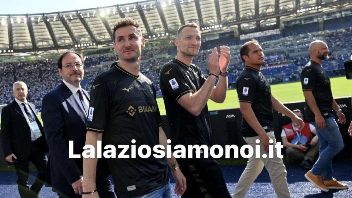 Lazio, l'assurdo attacco della tv tedesca: "Klose? Non deve andare da quei fascisti" - VIDEO