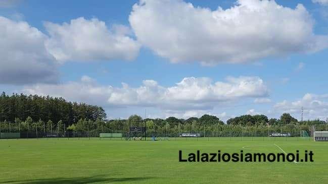 PHOTOGALLERY - Marienfeld, "ancora tu": gli scatti de Lalaziosiamonoi nella sede del ritiro biancoceleste