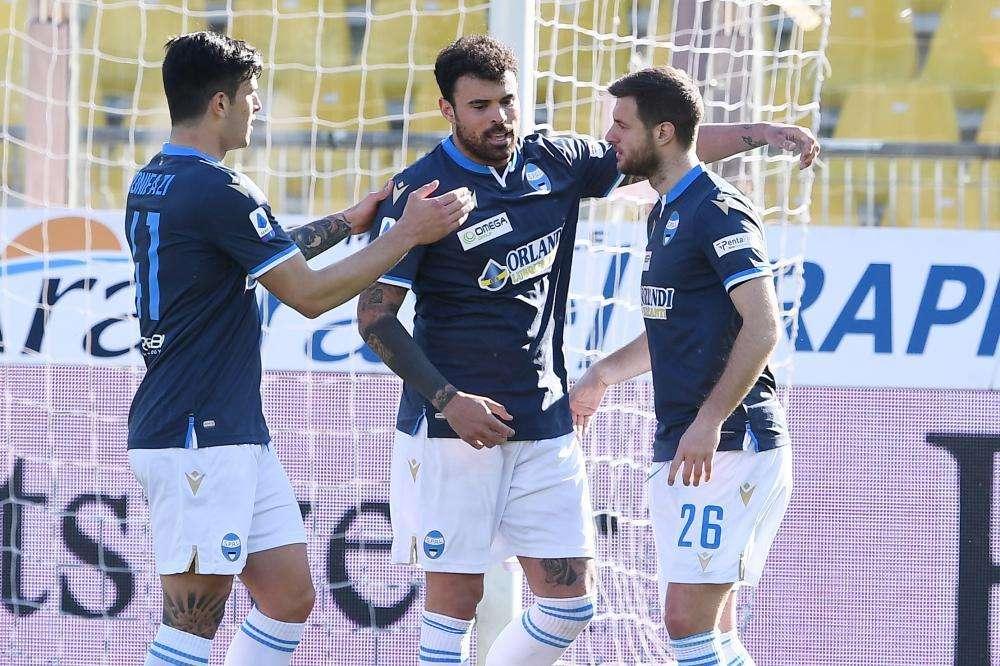 Parma - Spal, un rigore di Petagna per sperare. Prima vittoria per Di Biagio