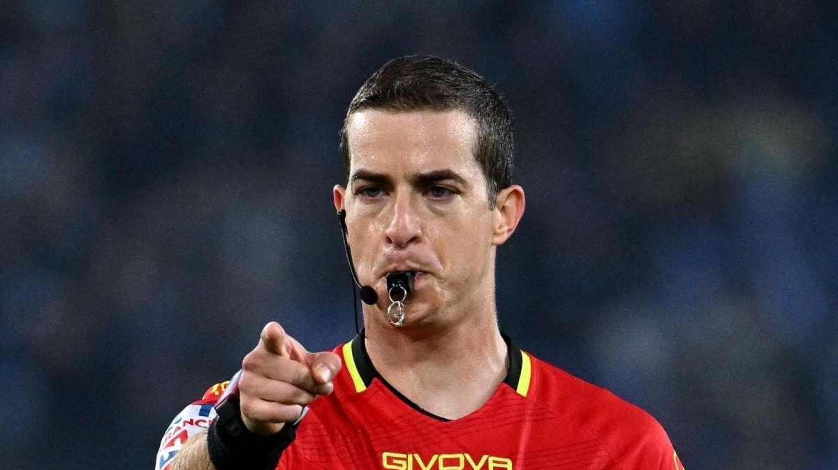 Rabbia Cagliari: chiamata all'AIA per l'arbitraggio contro la Lazio. Il caso