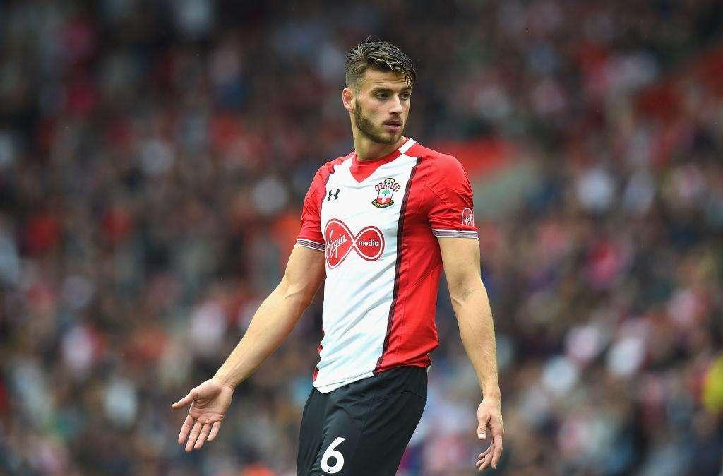 Calciomercato Lazio, cessioni e Hoedt: le priorità del momento