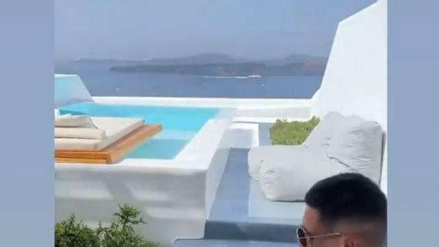 Lazio, pranzo da numero uno per Strakosha: la Grecia, il mare e la sua dolce metà - FOTO