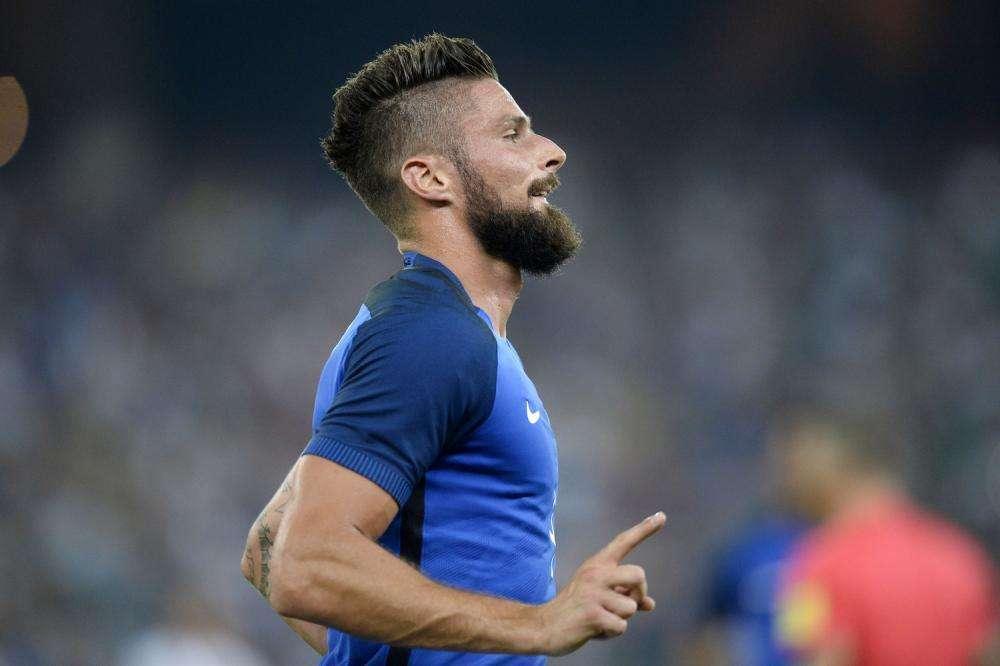 Lazio, Cardone: "Si lavora con Pastorello per l'arrivo di Giroud"