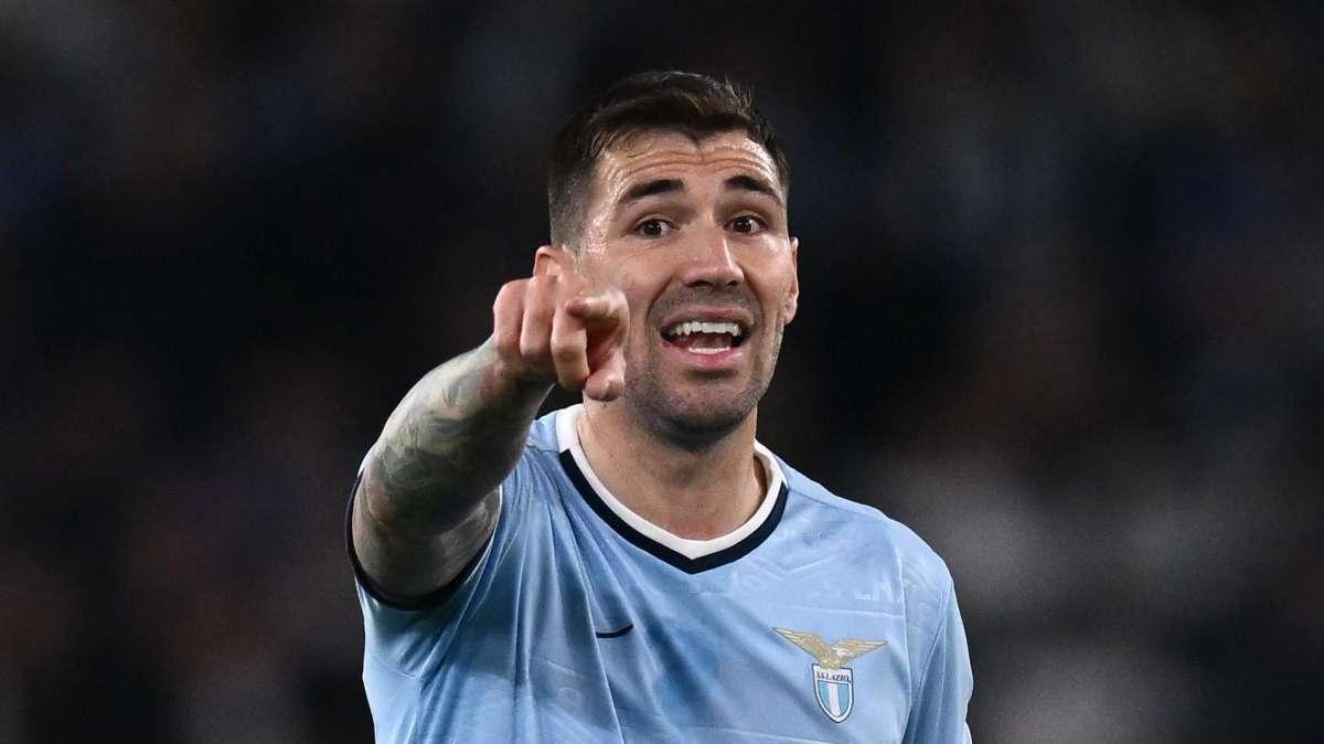 MIXED ZONE - Lazio, Romagnoli: "Se rimango? Non dipende da me. C'erano delle promesse..."