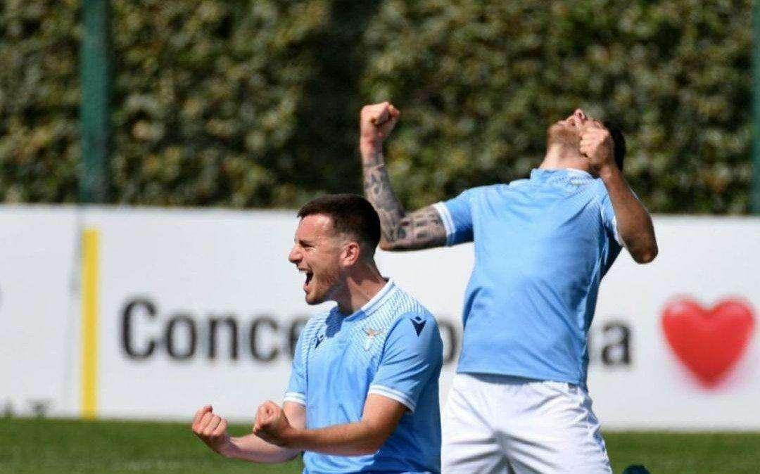 Lazio, Bertini esordisce e Franco esulta: "Come se fosse un mio successo" - FOTO