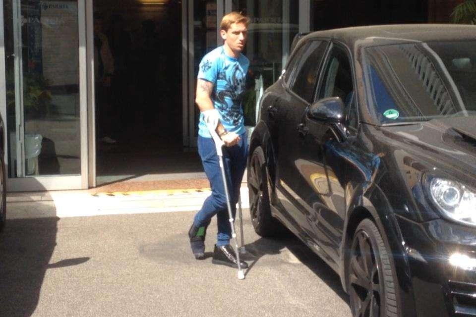 PAIDEIA - Biglia in stampelle, infortunio alla caviglia: il comunicato - VIDEO&FOTO