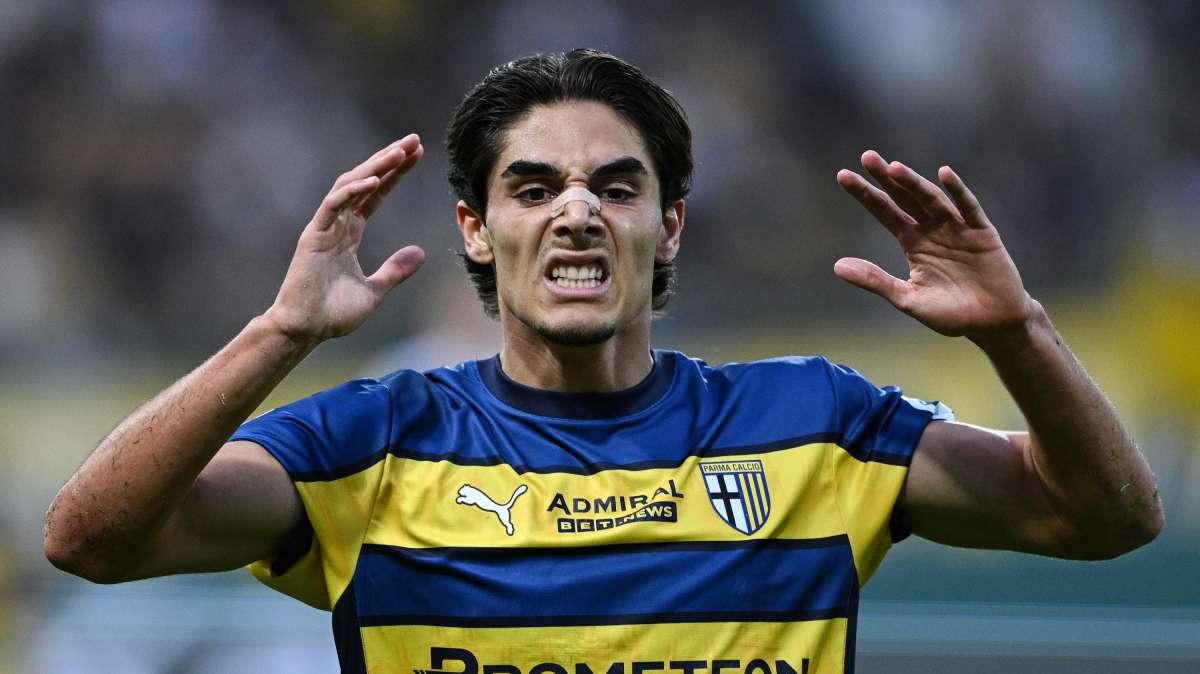 Serie A| Noia tra Juve e Napoli, spettacolo a Lecce: espulso Cancellieri