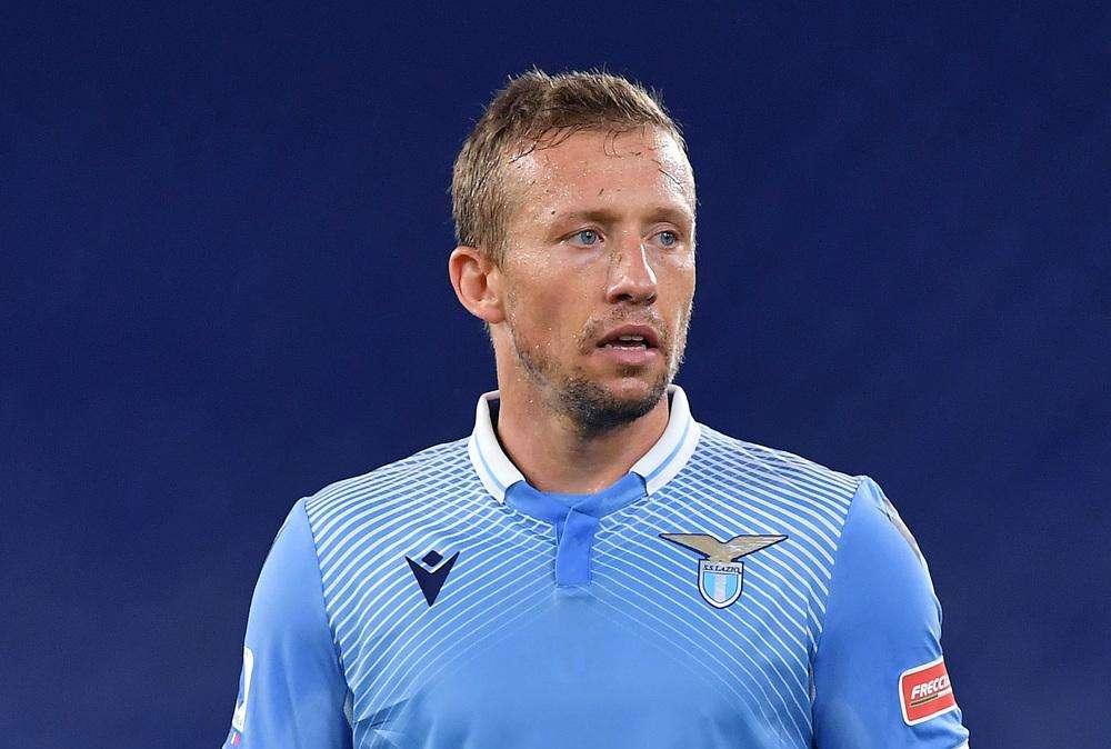 Lazio, Lucas Leiva spegne 34 candeline: sui social arrivano gli auguri del club! - FOTO