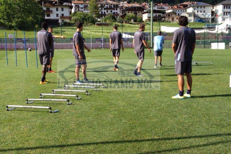 AURONZO GIORNO 13 - Petkovic prova ancora la difesa a tre, posizione nuova per Biglia e Radu
