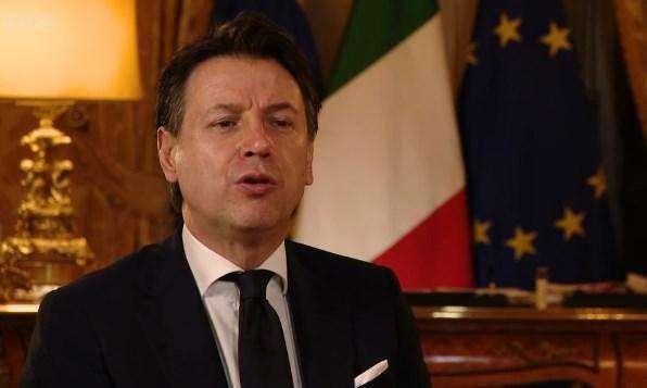 Conte: "Fase 2 Covid-19, forse allentiamo qualche misura entro fine aprile. Europa? Servono risposte"