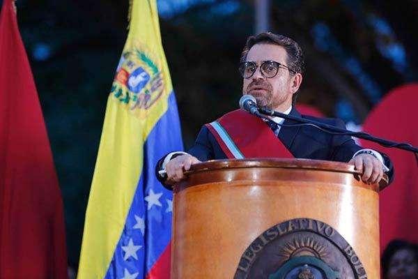 Venezuela, il padre del talento laziale Lacava eletto governatore del Carabobo - VIDEO