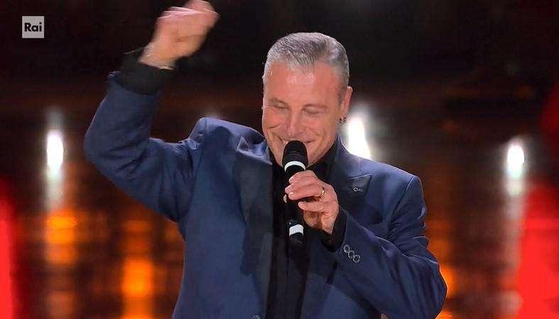 Lazio | The Voice Senior, Scarcelli passa e risuona "Non Mollare Mai" in studio