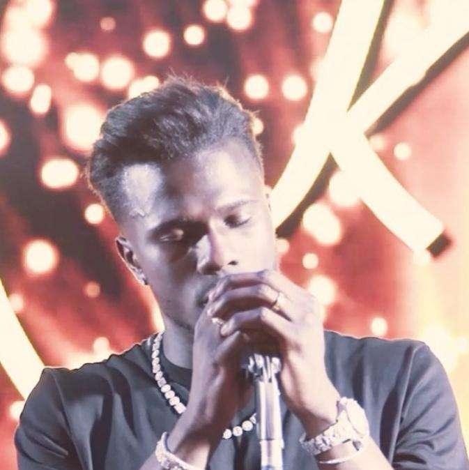 Keita Balde diventa cantante: primo concerto per l'ex Lazio - VIDEO