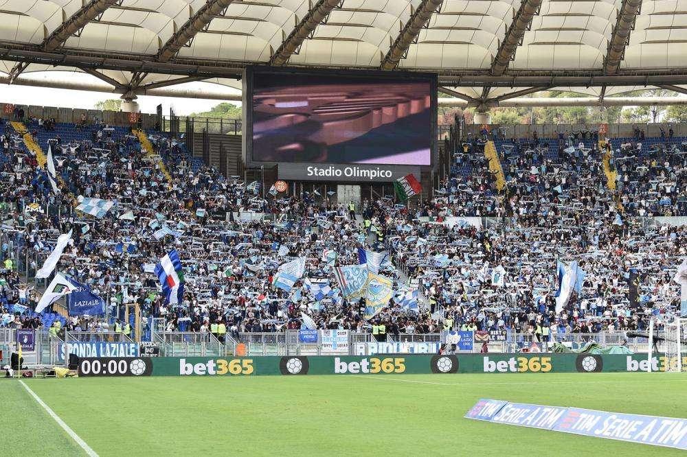 Juventus - Lazio: caccia all'impresa, i tifosi biancocelesti si preparano all'esodo