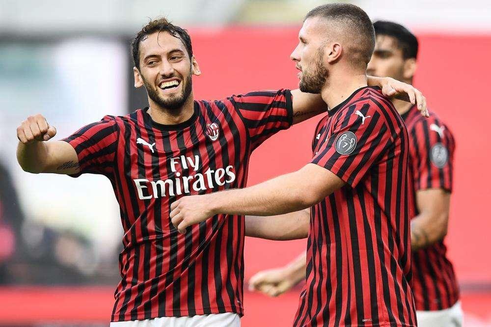 RIVIVI LA DIRETTA - Milan - Roma 2-0: Rebic-Calhanoglu, Fonseca ko