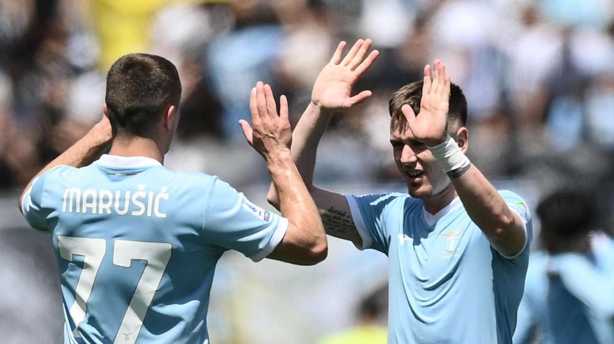 Lazio - Empoli, i gol di Patric e di Vecino con il boato dell'Olimpico - VIDEO
