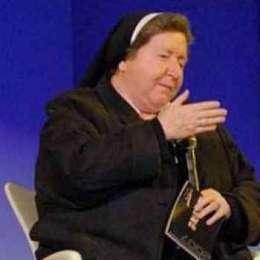 A Sua immagine: da Cataldi a Immobile, biancocelesti ai microfoni di... suor Paola!