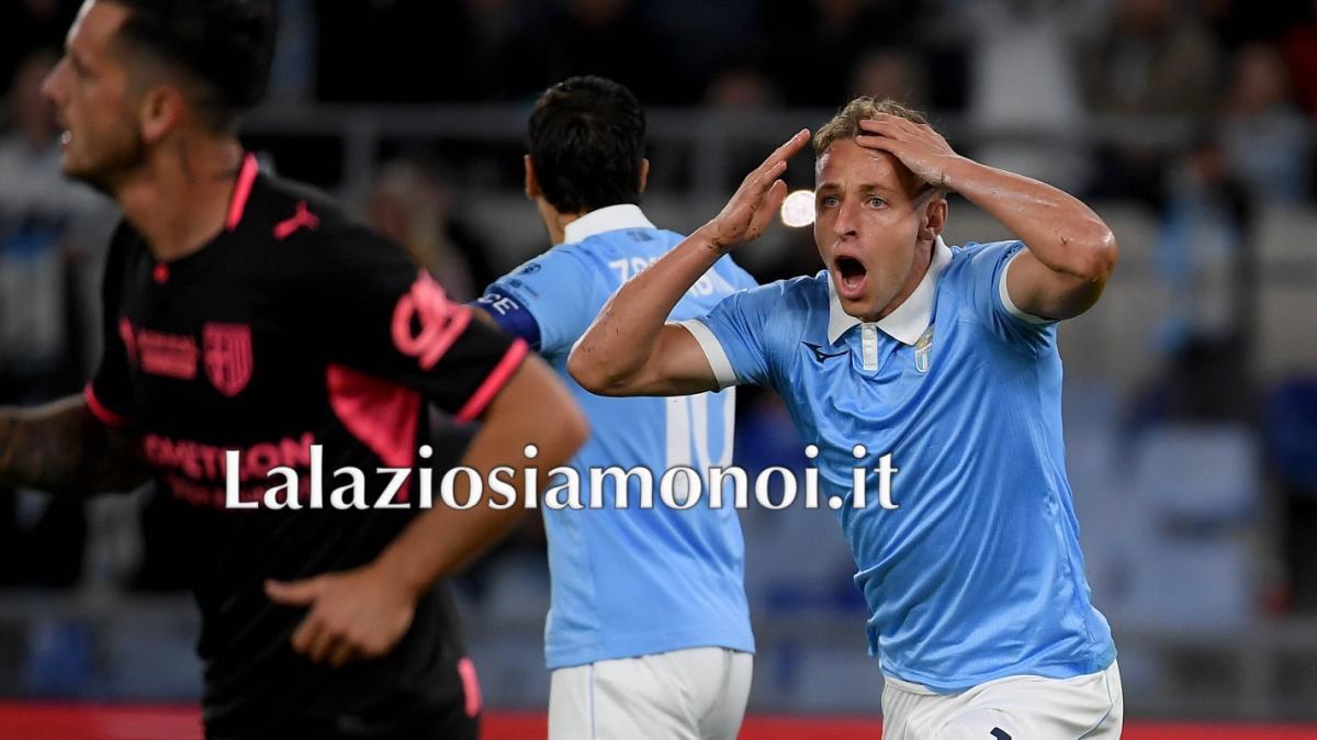 Lazio-Parma, Frattesi polemico sul rigore non dato: cos'ha fatto - FOTO