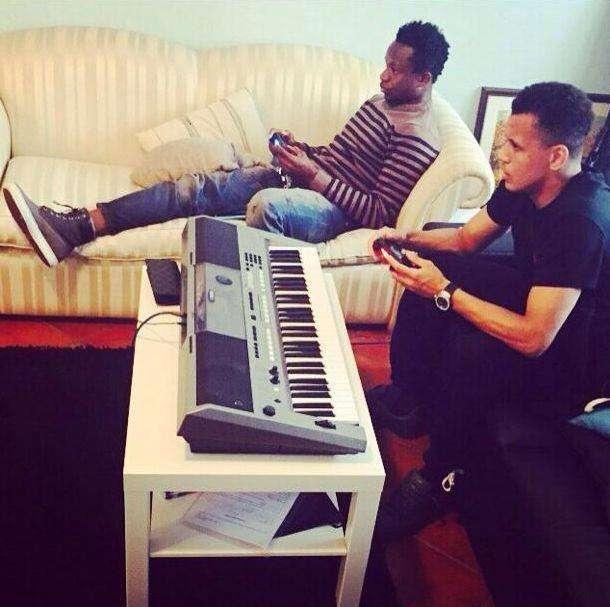 Onazi sfida Morrison alla Playstation: "Non puoi battermi in casa mia". E invece...