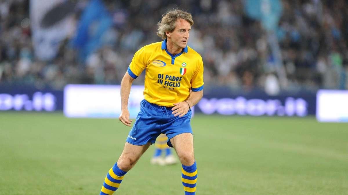 Lazio, Mancini sul gruppo del 2000: "Forte e ricco di personalità. Su Signori..."
