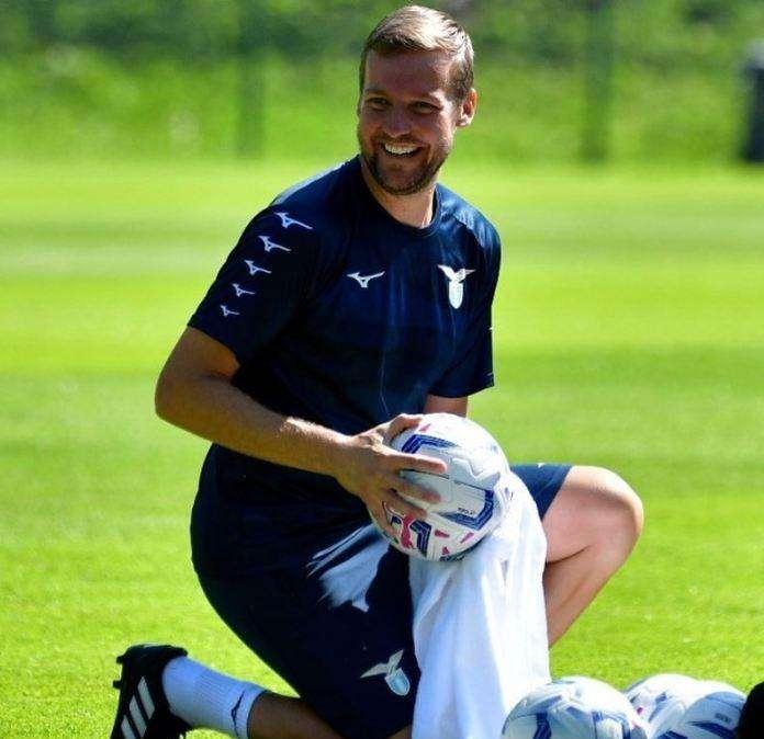 Lazio | Viotti: "Con i portieri rapporto intimo e speciale. Esaltiamo le loro caratteristiche"