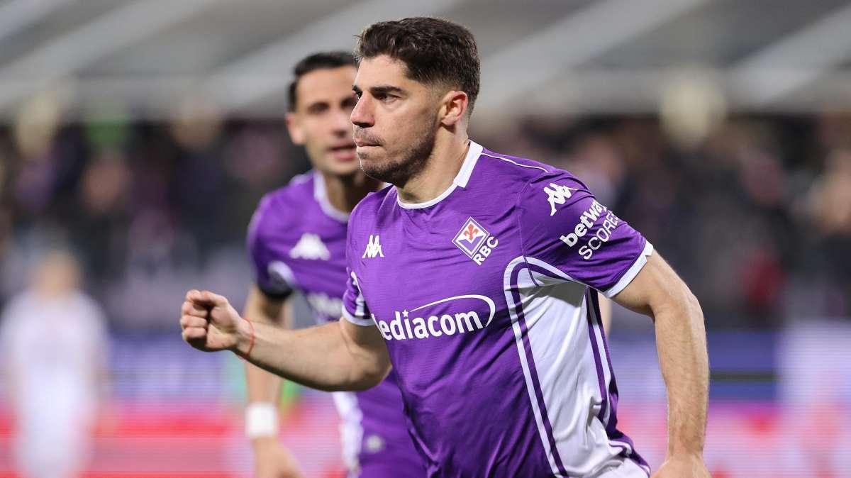 Fiorentina alle prese con il caso Solomon: ancora ai box dopo un mese 