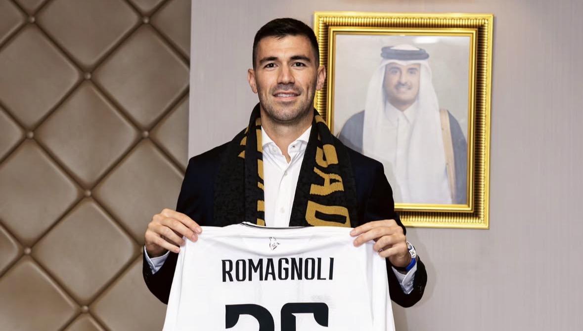 Lazio, Romagnoli e la firma con l'Al Sadd: le immagini - FOTO