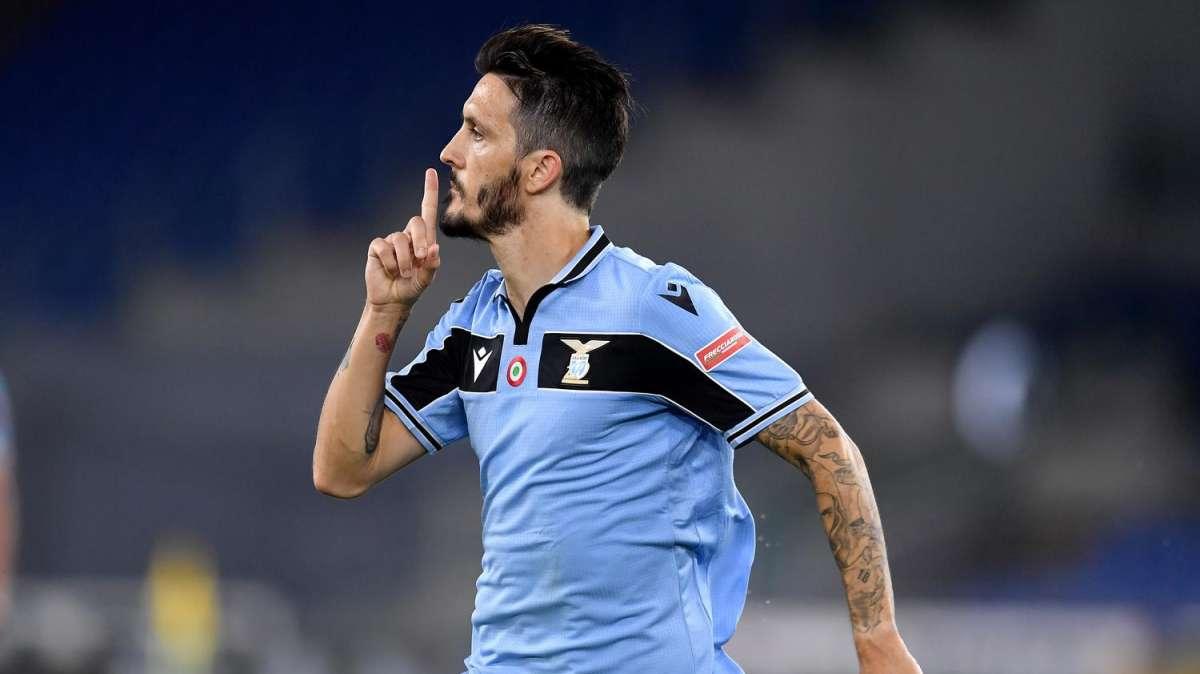 Lazio, Luis Alberto polemico per il nuovo aereo: “Comprano cose, ma non ci pagano”